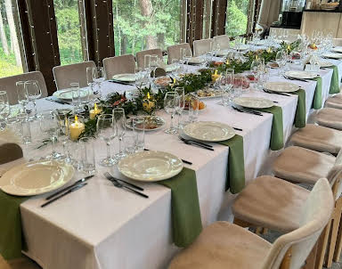  ресторан Времена года в Зеленом городе