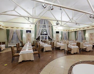  ресторан Венеция на ул. 40 лет Октября