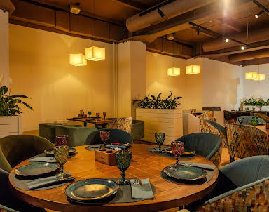  ресторан Шато Манави на Профсоюзной