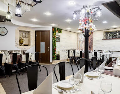  ресторан Ясень