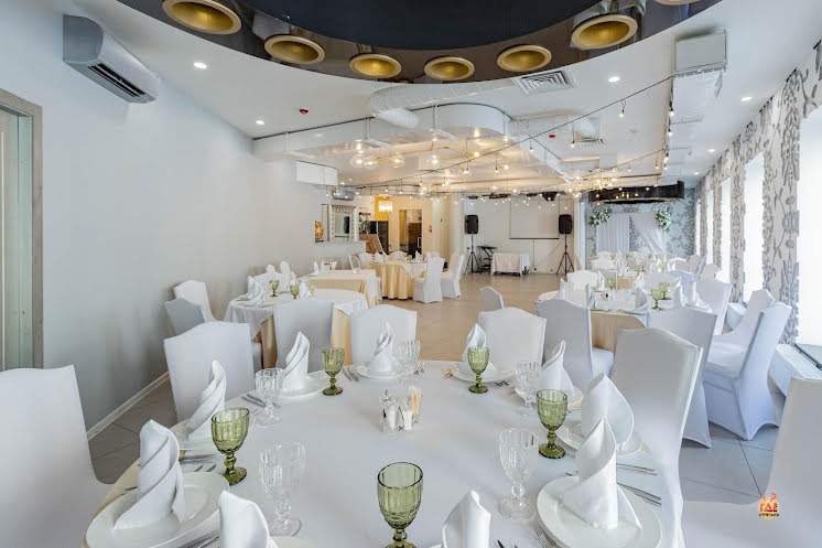 Основной зал в «Дворцовый» фотография №8