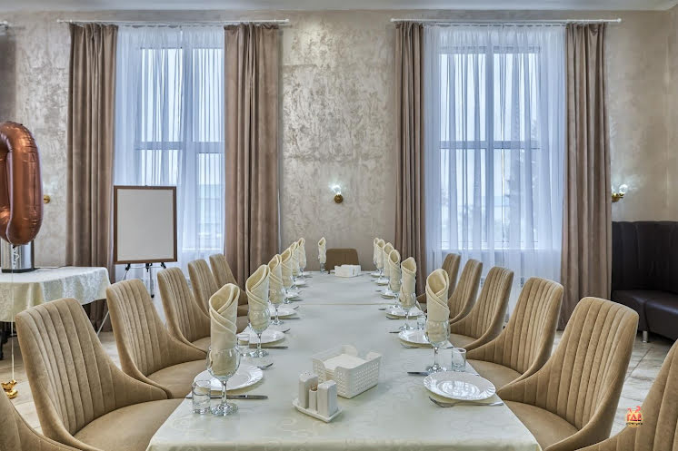 Зал на 70 человек в «Адель» фотография №6