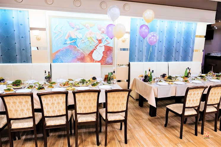 Зал на 1 этаже в «Богема» фотография №10