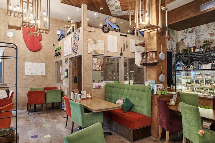 Основной зал в «АндерСон на Таганской» фотография №1