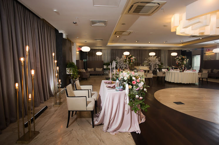 Банкетный зал в «Доктор на крыше» фотография №15