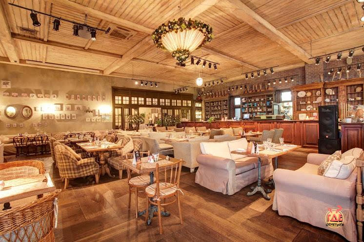 Основной зал в «Плюшкин» фотография №3