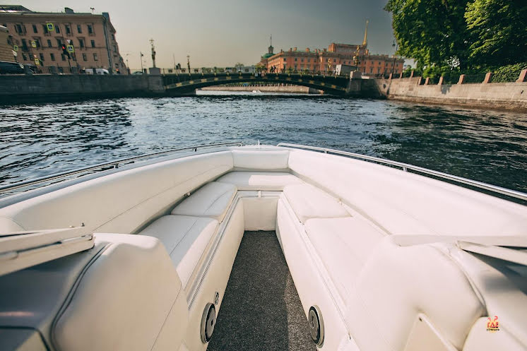 CROWNLINE 266 "BLACK SHERIFF" в «YES BOAT» фотография №2