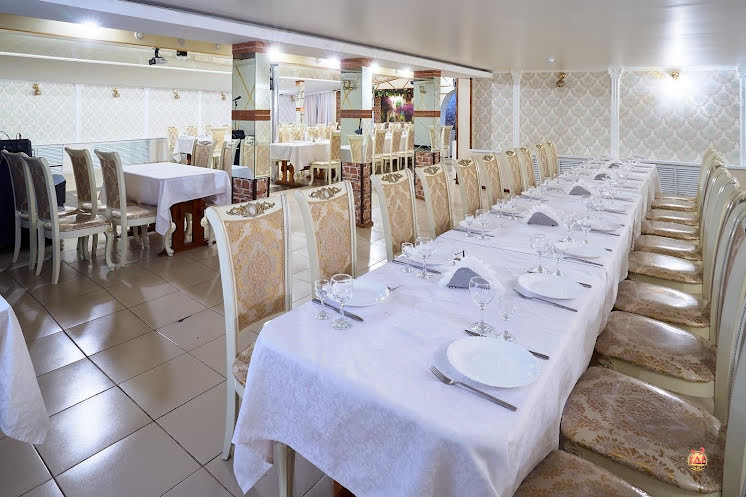 Малый зал в «Старая Гагра» фотография №1