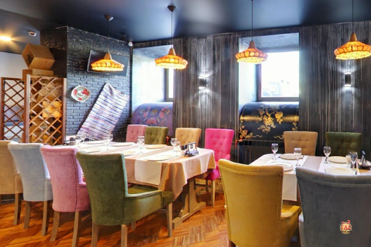 Основной зал в «Мангал-Гриль» фотография №6