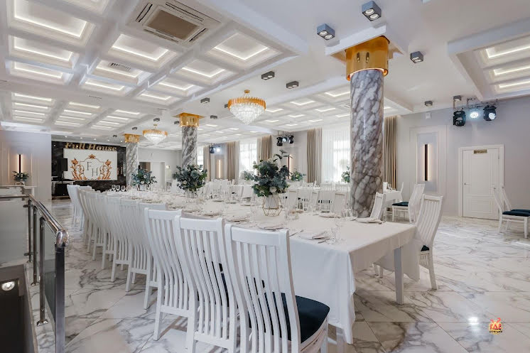 Белый зал  в «Full House» фотография №18