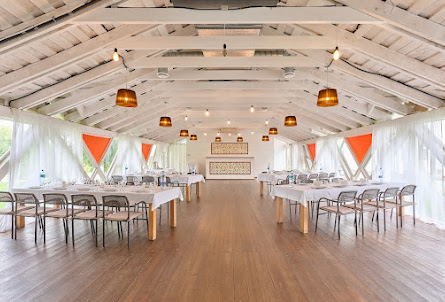 Летняя терраса в Основной зал 