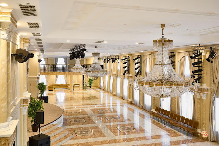 Мраморный зал в «Столица деревень» фотография №10