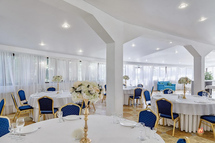 Зал "Белый" в «Круглый год» фотография №17