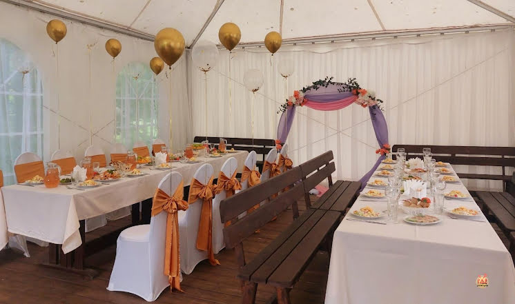 Летний шатер в липах в «Местечко Бор» фотография №2