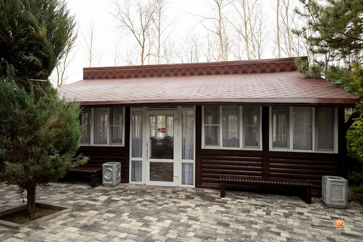 Закрытая беседка в «Голубое Озеро» фотография №4