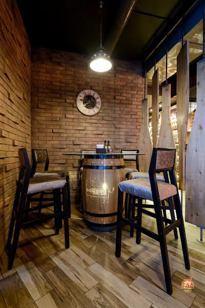 Гриль и бутыль фотография №12