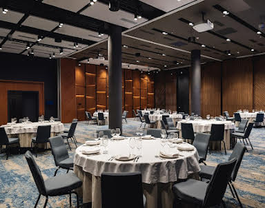  ресторан Radisson Hotel Gorizont Rostov-on-Don