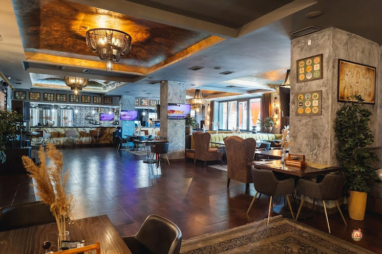 Основной зал  в «Братчина» фотография №4