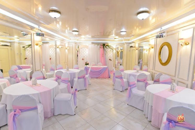 Зал «Зеркальный»  в «Праздник» фотография №4