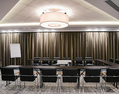  ресторан DoubleTree by Hilton Tyumen