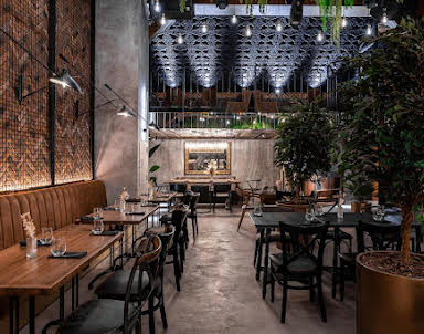  ресторан TSINIST / Цинист