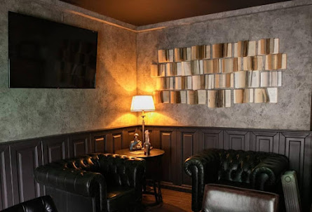 Банкетный зал в Зал на втором этаже 