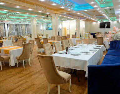 Корпоратив в Кристалл