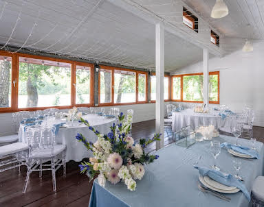  ресторан Гуси-Лебеди