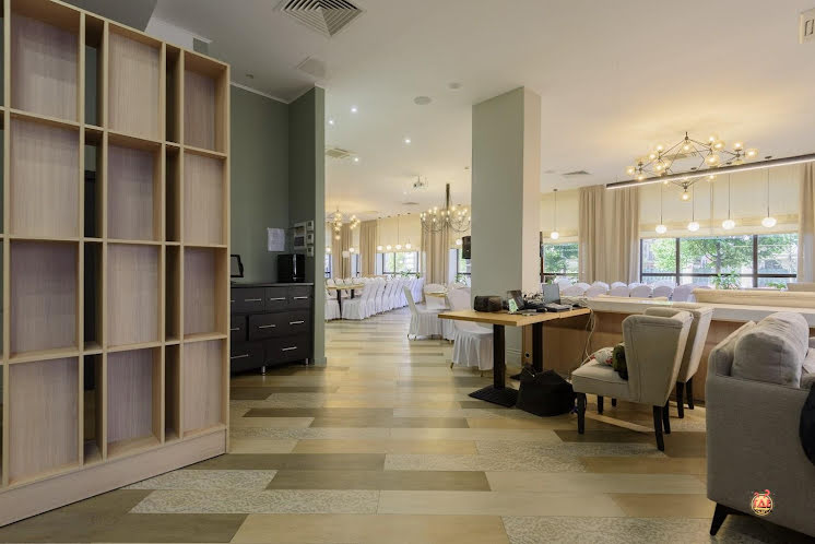 Основной зал в «Raymond» фотография №2