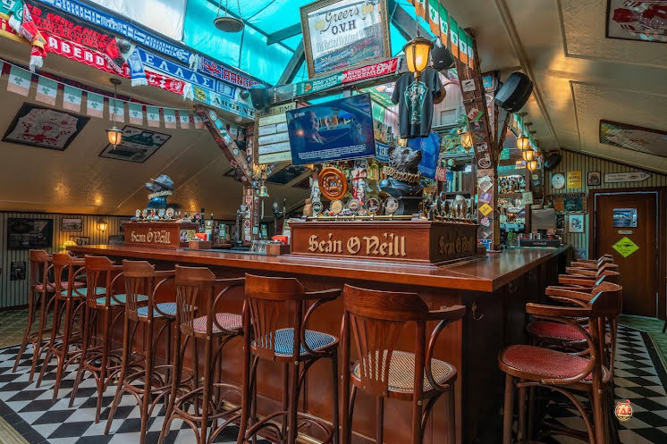 Зал ресторана  в «Шон О'Нилл» фотография №1
