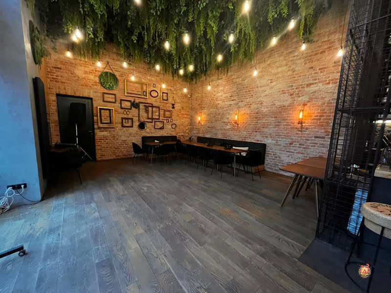 Moriarty Bar & Kitchen фотография №10