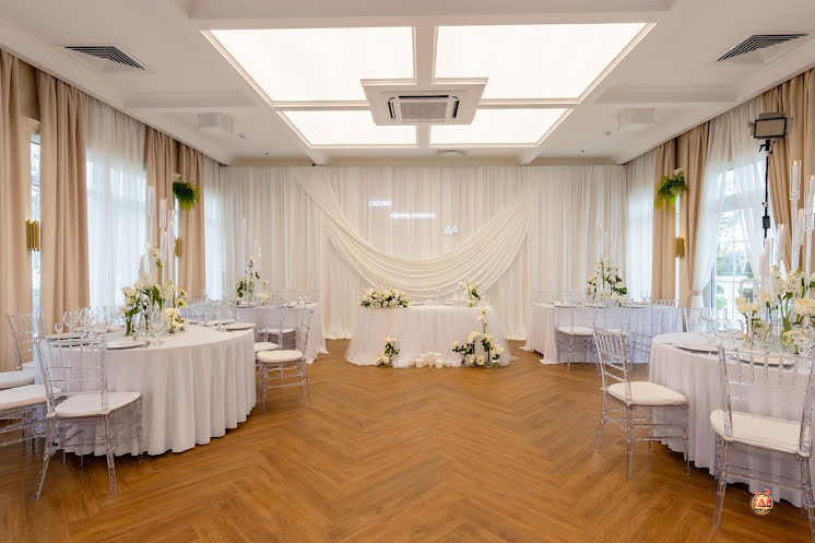 Основной зал в «Парк-отель Жемчужина» фотография №15