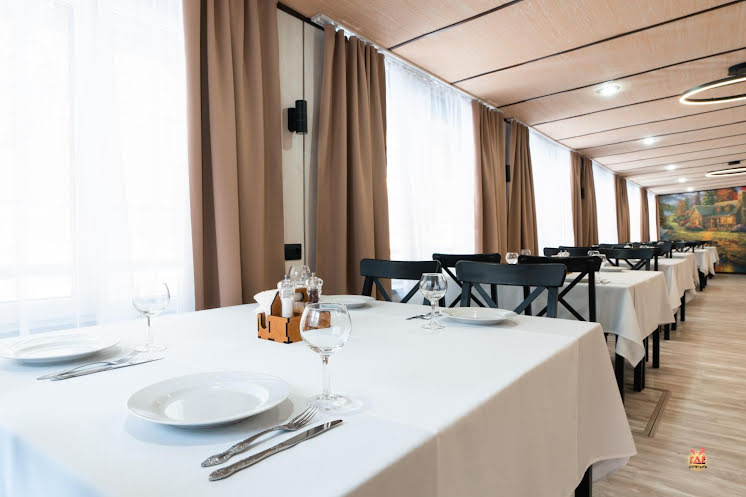 Банкетный зал  в «Охотник» фотография №6