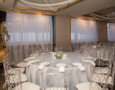 Новый год в АлхимIQ