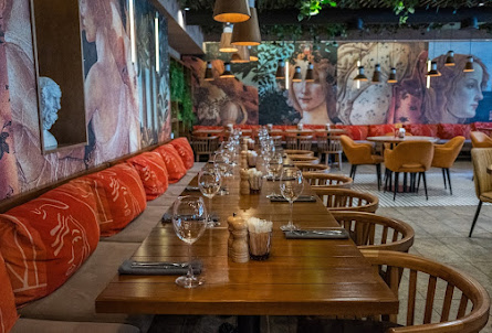 Зал ресторана в Летняя веранда