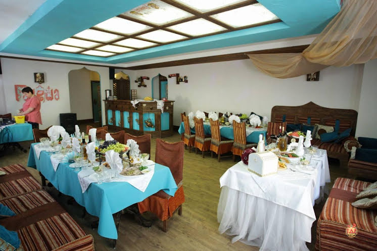 Зал «Ганеша» в «Баклажан» фотография №2