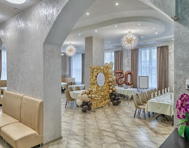 Новый год в Адель