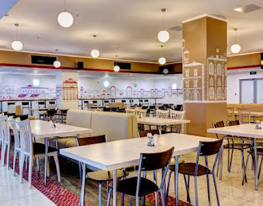 Новый год в «Трапеza» на Нижнем Сусальном переулке