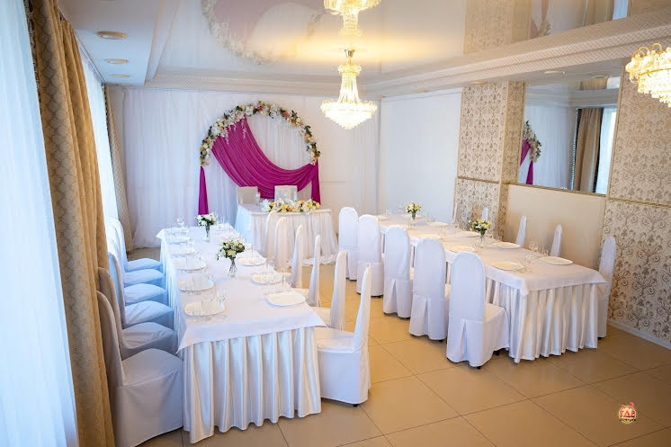 Зал на 35 человек в «Золотой Принц» фотография №3