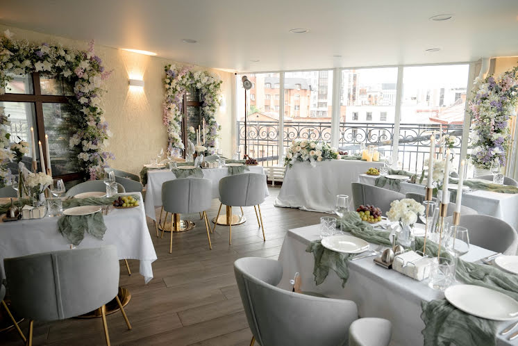 Терраса с панорамными окнами в «Небо Казани» фотография №6