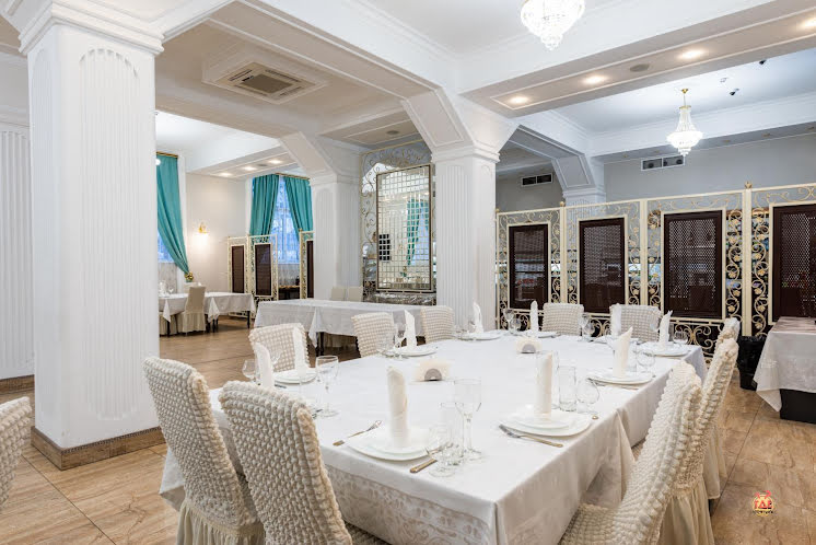 Большой зал в «Frezeroff Hall» фотография №6