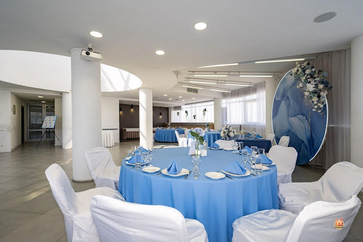 Зал «Эверест»  в «Визави» фотография №1