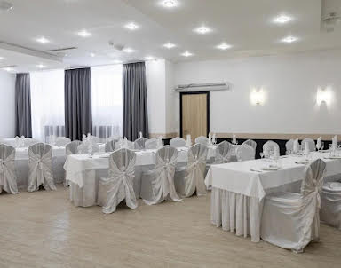  ресторан Амакс Сафар