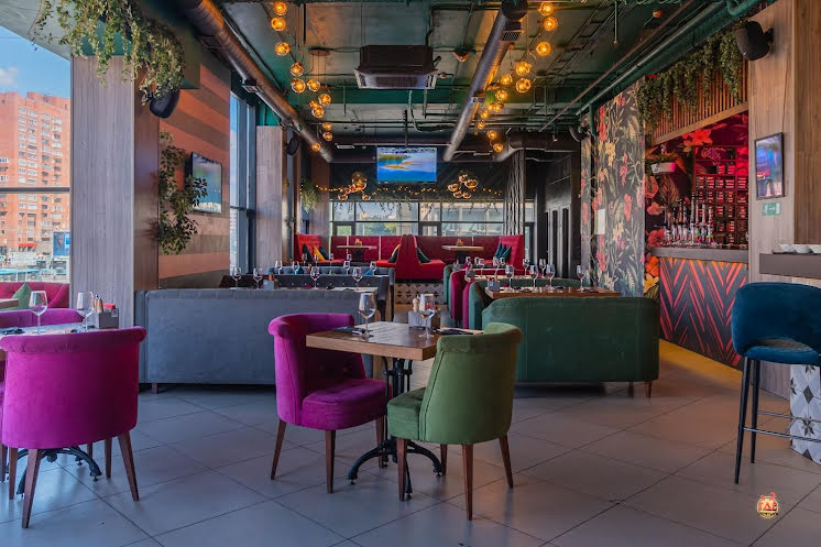 Основной зал в «Feromon Na Grazhdanskom» фотография №2