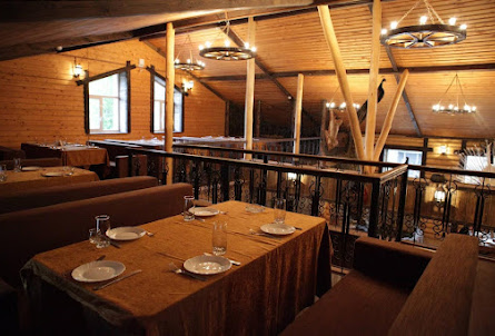 Зал «Охотничий» в Зал «Кремлевский»