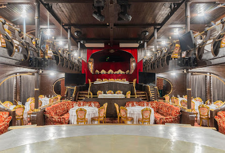 Зал «Империя» в Зал «Фрегат Благодать»