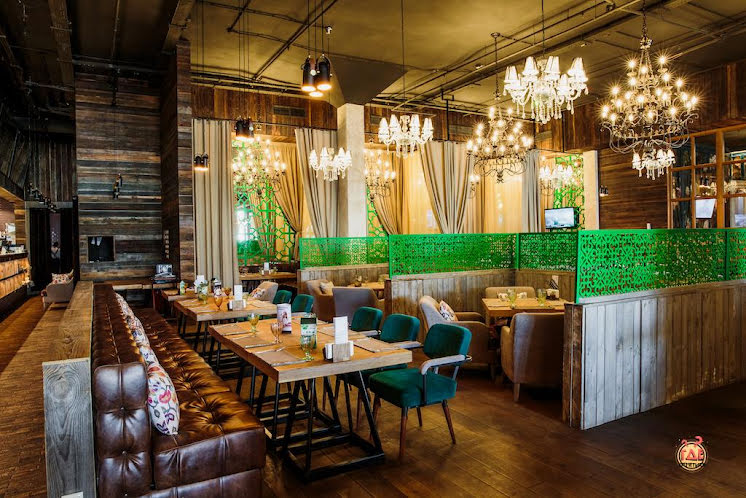 Основной зал в «GRAND Урюк на Ленинградском» фотография №13