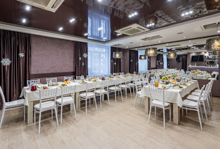 Зал «Жемчужный» в Зал «Пурпурный»