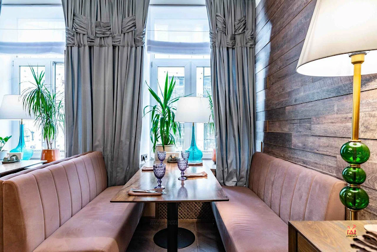 Зал на 1 этаже  в «ЭZО на Камергерском переулке» фотография №5