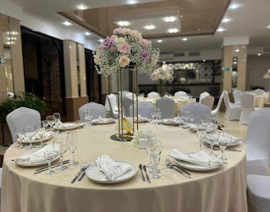  ресторан Амакс